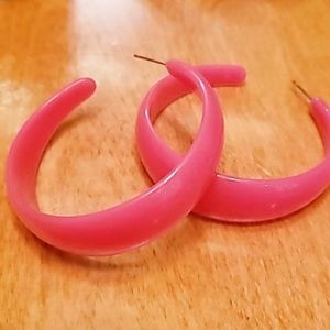 Pink semi-hoop earrings